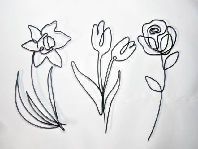 Metal Wall Art Spring Flowers Home Decor, Aesthetic Rose Tulip Daffodil Botanical Wire Nursery Garden Decor Gifts - image 1
