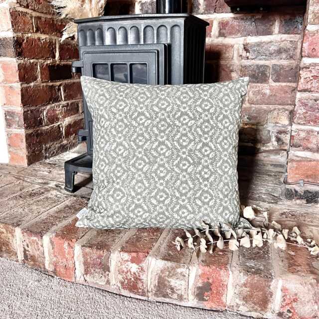 1618. Martheline Oregano - Linen/Cotton Cushion Cover - image 1
