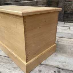 Hand Made Pine Blanket Box, Storage Chest, Trunk, Ottoman, Coffee Table, Toy Box - thumbnail 2