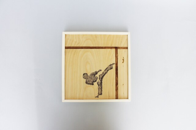 Fight. Wood Painting 27x28cm. Hanging Art Colibr??. Wall Decor Home Decor. Gift - image 1