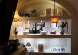 Powder Pink Pleated Lampshade - thumbnail 4