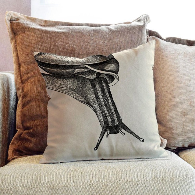 Snail Illustration - Decorative Pillow Throw Cushion Fabric , Case Cover Or With Filling