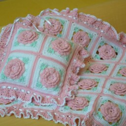 Crochet Rose Baby Girl Blanket With Pillow Pink Floral Afghan - thumbnail 2