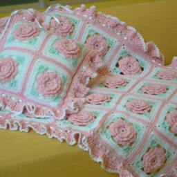 Crochet Rose Baby Girl Blanket With Pillow Pink Floral Afghan - thumbnail 3