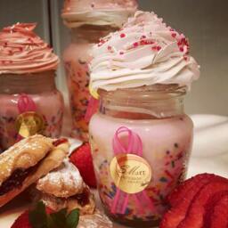 "Natural Soy Cupcake Candles - ""strawberry Shortcake" - thumbnail 2