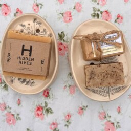 Slab Built Ceramic Soap Dish/Home Decor Botanical Imprint - thumbnail 2