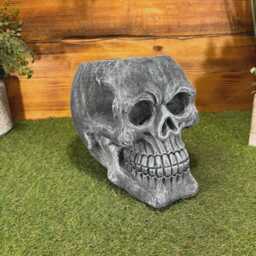 stone Garden Large Gothic Skull Planter Plant Pot Black/White Concrete Ornament - thumbnail 2