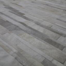 Cowhide Patchwork Rug Raw Leather Argentina - Cowhides Free Shipping Cordoba, Mix Of Light Greys & Creams, 5' X 7' Handmade - thumbnail 2