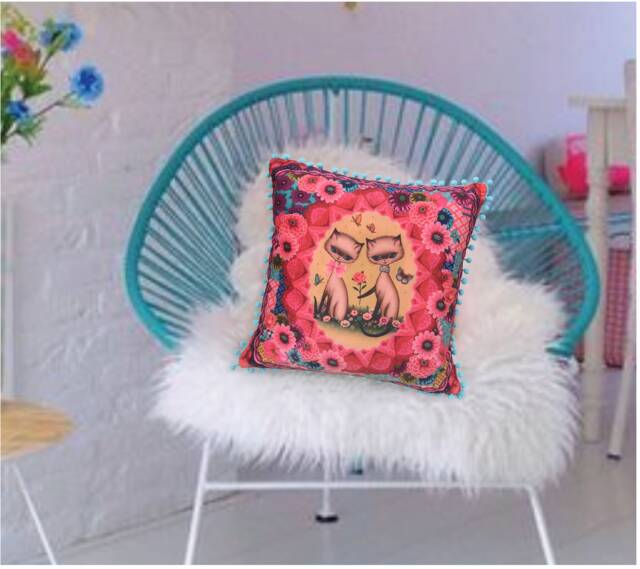 Siamese Cats Velvet Cushion Cover Kitsch Retro Pom Pillow - image 1