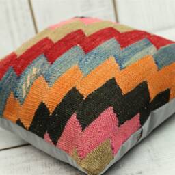 Handmade Kilim Pillow Cover Vintage Turkish Wool Cushion - 16x16 Inch - thumbnail 2