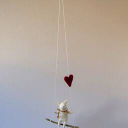 White Needle Felted Cat On Swings, Mobile, Needle Feled Miniature, Baby Crib Mobile, Nursery Decor - thumbnail 4