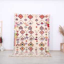Moroccan Rug, Beni Ouarain 5x7 Ft, Fabulous White&red Carpet