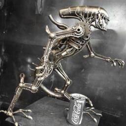 Steampunk - The Metal Standing Monster - Medium Item - thumbnail 4