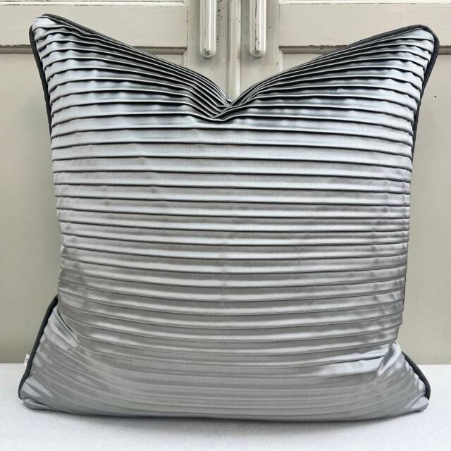 Andrew Martin Luxury Designer Contemporary Grey Pleated Fabric Cushion Sofa Pillow Cover - image 1