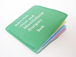 Baby's First Oral & Maxillofacial Surgery Book - thumbnail 1