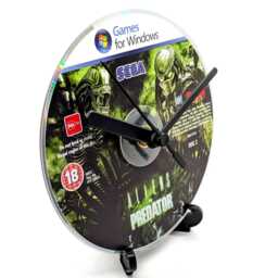 Aliens Vs Predator Upcycled Dvd Disc Clock Video Pc Game Gift Idea - thumbnail 2