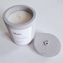 Mars Concrete Candle - Masculine Decor Strength & Courage 8.4 Oz - thumbnail 3