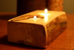 Rustic Wood Tea Light Candle Holder - Personalized 5Th Anniversary Gift - thumbnail 1