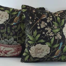 Zoffany - Romey's Garden Ebony Self-Piped Designer Cushion Cover Handmade Throw Pillow Home Decor - thumbnail 3
