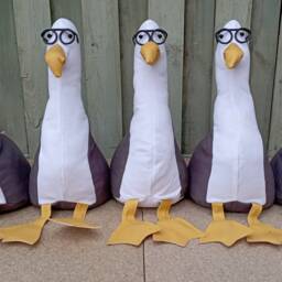 Eddie The Seagull Doorstop/Bookend -Diy Flat Packed-Funny Doorstop-Coastal Decor-House Warming-Beach Life-Unique Gift-Birds-Grey-White - thumbnail 3