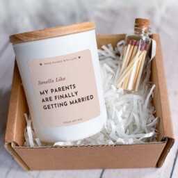 Smells Like My Parents Are Finally Getting Married Funny Wedding Candle Gift Kid - thumbnail 3