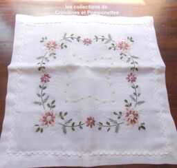Cushion Cover Hand Embroidered With 40 Square Ribbons Very Light Off-White - thumbnail 1