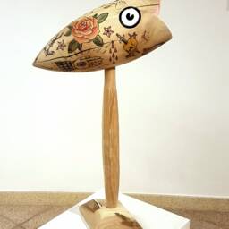 Original Wood Sculpture // Pirographed Bird Fish Weird Creation, Old School Tattoo Design, Pop Art Style, Colourful Object, Interior Decor - thumbnail 2