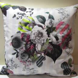 Designers Guild & Christian Lacroix Fabric Parvenue Rosee Cushion Cover D1 - thumbnail 3