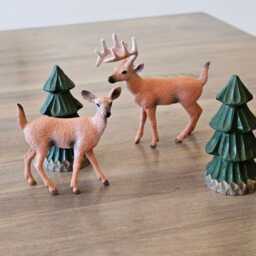 Wooden Christmas Tree Figurine - Hand-Carved Rustic Holiday Decor - thumbnail 2