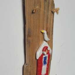 Character Nautical Driftwood & Ceramic Red Beach Hut Wall Hanging Plaque Shabby Chic - thumbnail 4