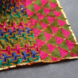 Harabhara - The Phulkari Throw - thumbnail 3