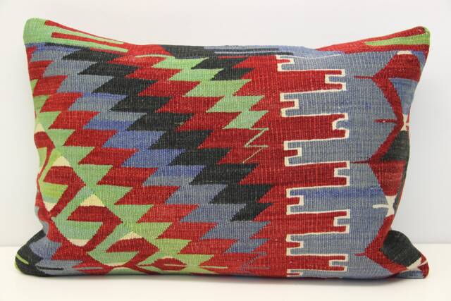 Turkish Kilim Lumbar Pillow Cover, 16x24 Vintage Wool Blend - image 1