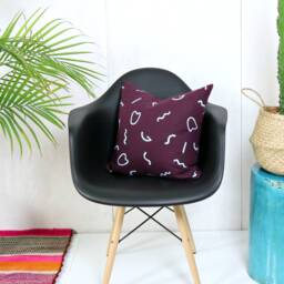 Maroon Linen Pillow Cover With Light Blue Squiggle Print // Block Printed Wiggles Burgundy Chianti Flax Decorative Throw Cushion Bedding - thumbnail 3