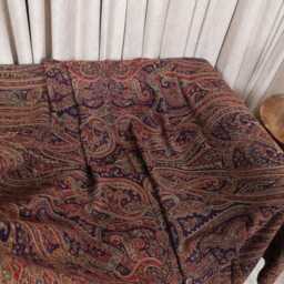 Luxury Boiled Pure Merino Wool Reversible Sofa Or Bed Throws For Ultimate Comfort & Style - Classic Indian Paisley in Multicolour - thumbnail 3
