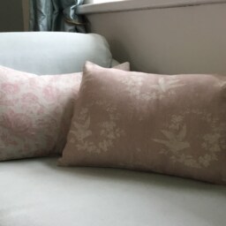 Cushion Cover in Peony & Sage Birdsong Faded Pink - thumbnail 2