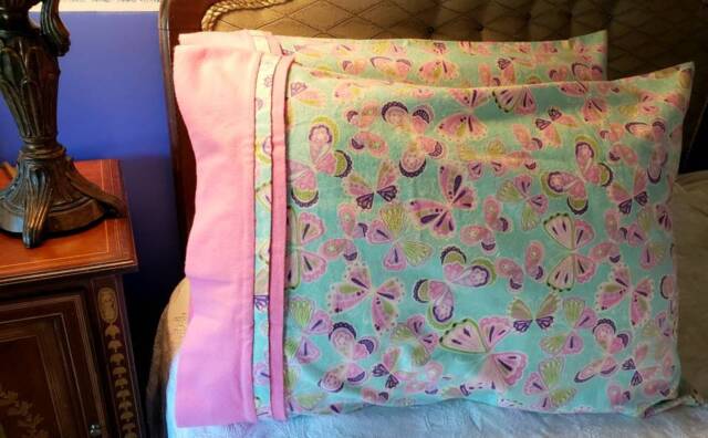 Pair Of Cotton Flannel Queen Pillowcases With Butterflies. Care. 2 Trim Options. All Hand Made. 100% Cotton. Usa. Ships Free in The - image 1