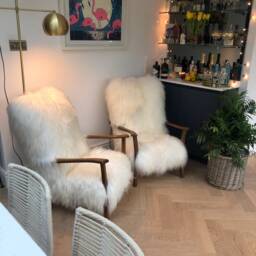 Sheepskin Chair , Icelandic Sheepskin Luxury Chair, Retro White Fur Genuine Mid Century - thumbnail 4