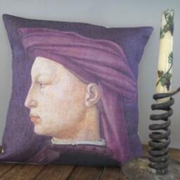 Vintage Medieval Portrait Of A Man On Linen Pillow Cover - thumbnail 2