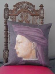 Vintage Medieval Portrait Of A Man On Linen Pillow Cover - thumbnail 1