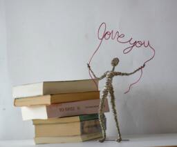 Wire Sculpture Love Art, Long Distance Gift, 7Th Anniversary Gift - thumbnail 1
