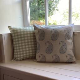 Cushion Covers in Peony & Sage Kashmir - thumbnail 3