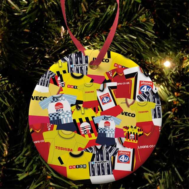 Watford Kit Mash Retro Shirt Christmas Tree Decoration Bauble Flat Ceramic Great Gift Football Gifts Printed in The UK