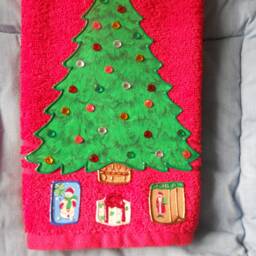 Appliqued Christmas Tree Hand Towel Red Cotton Holiday Decor - thumbnail 3