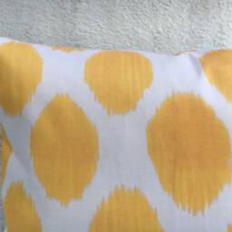 Silk Blend Ikat Pillow Cover, Yellow & White Lumbar Cushion - 16x24 - thumbnail 2