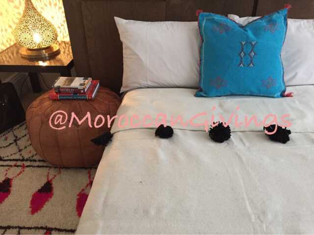 "Moroccan Pom Blanket - Throw With Blanket Bed Spread Bedding Cotton /71""Wx102" - image 1
