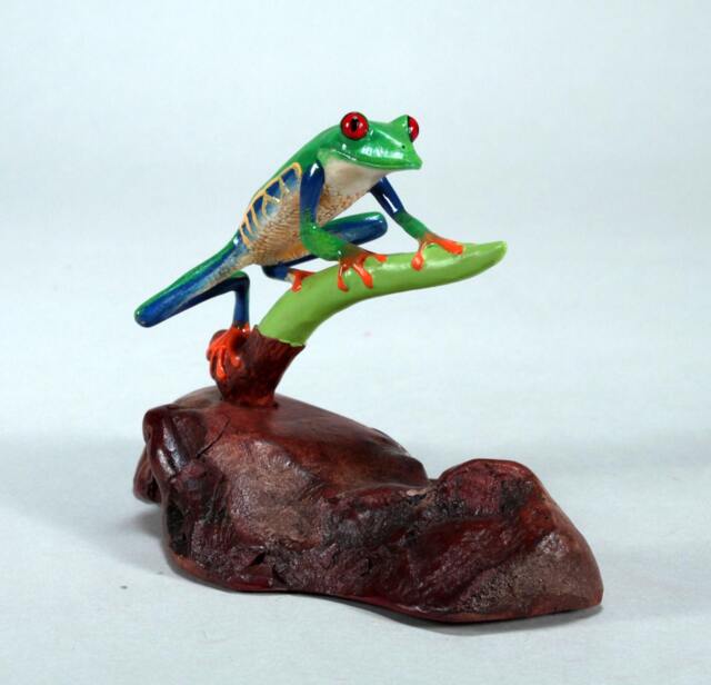 John Perry Red Eyed Tree Frog Sculpture, Hand-Painted Resin On Burlwood - image 1