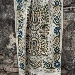 Lightweight Suzani Cotton Throw Blanket - Bohemian Floral Sofa Accent - thumbnail 2