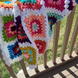 Granny Square Flower Afghan - Colorful Crochet Blanket, Retro Throw - 38x38 - thumbnail 3