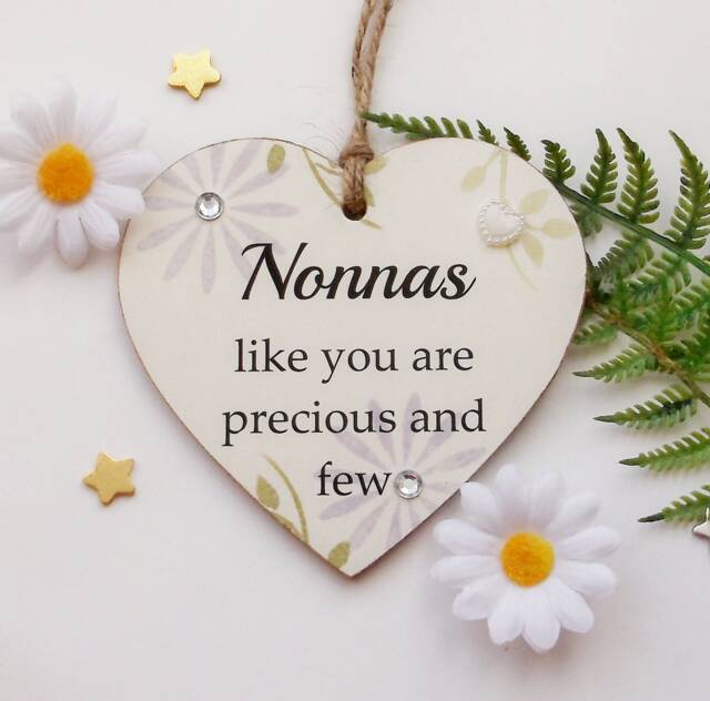 Nonnas Like You Are Precious & Few Wooden Gift Heart - image 1