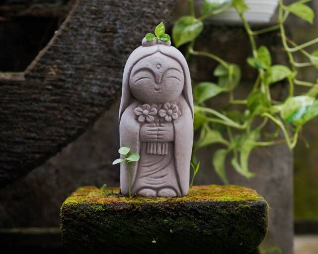 Jizo Buddha 8.5 Inch/21 cm, Figurine, Room Decor, Home Birthday Gift, Gift For Her, Him, Outdoor Garden Decor - image 1